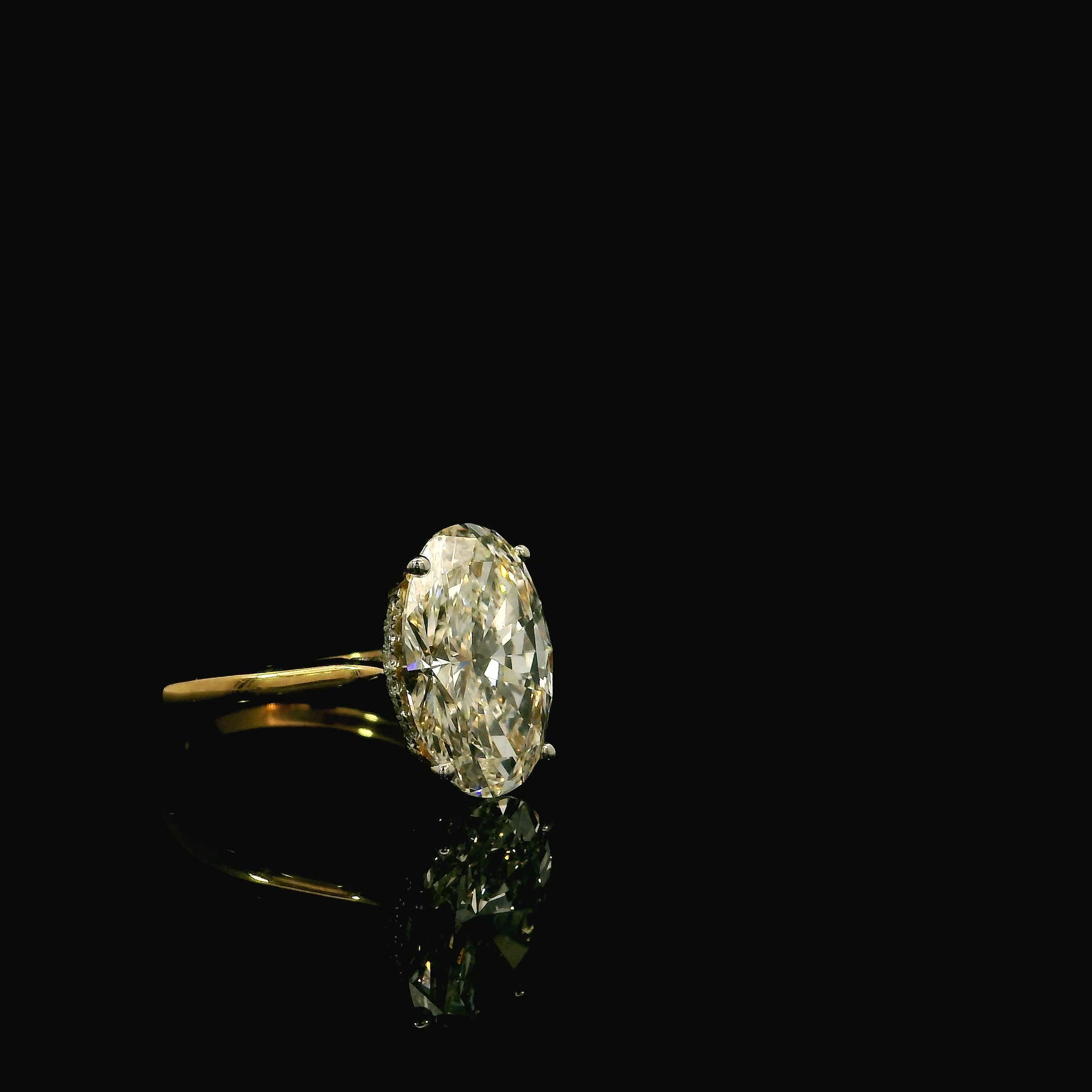 5.36 TCW oval 14k Yellow gold lab grown diamond engagement ring - Image 3