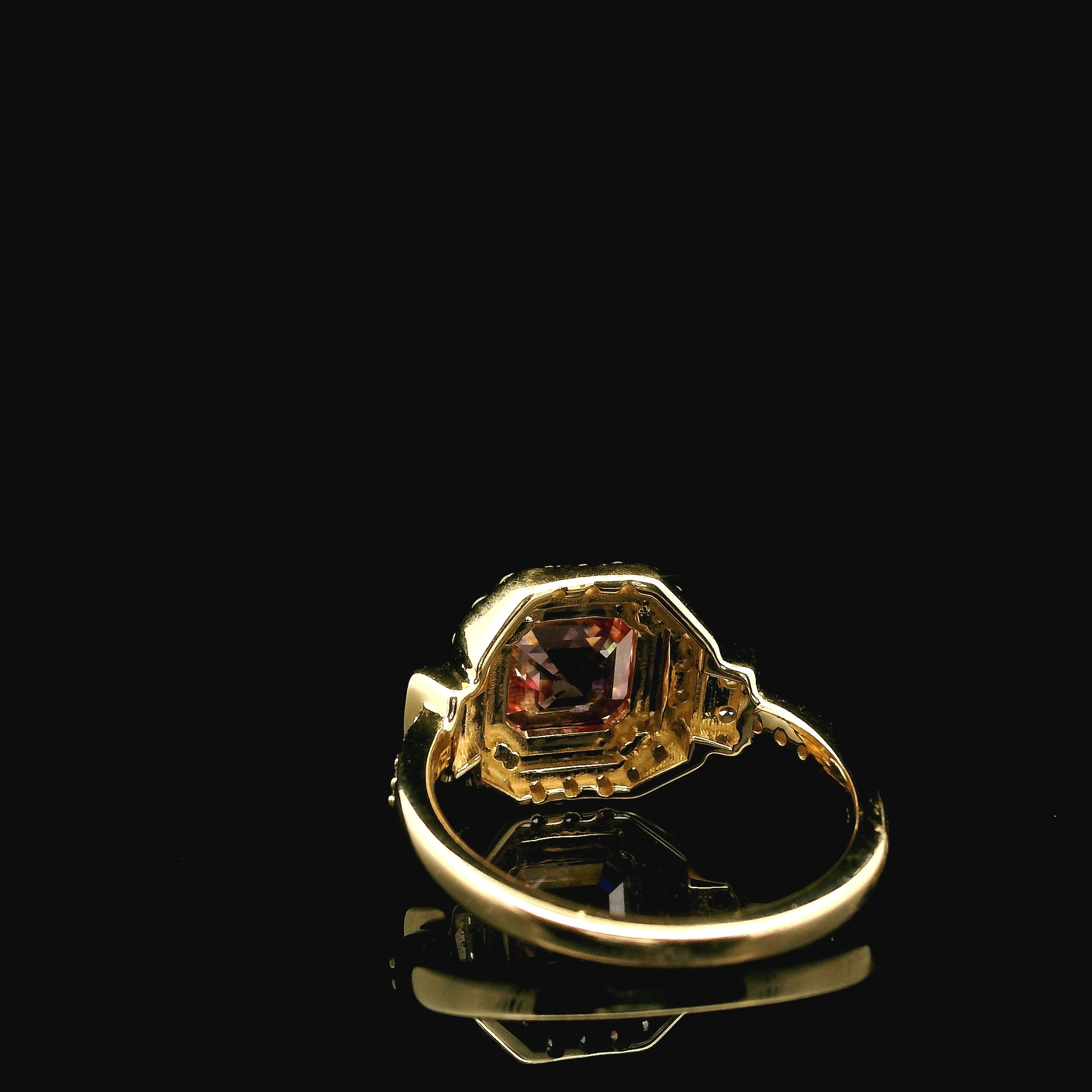 2.39CT 14K YG PINK ACHER CUT LAB GROWN DIAMOND ENGAGEMENT RING - Image 2