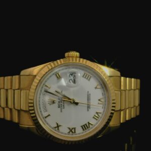 36MM ROLEX DAYDATE PRESIDENTIAL 18K 118238