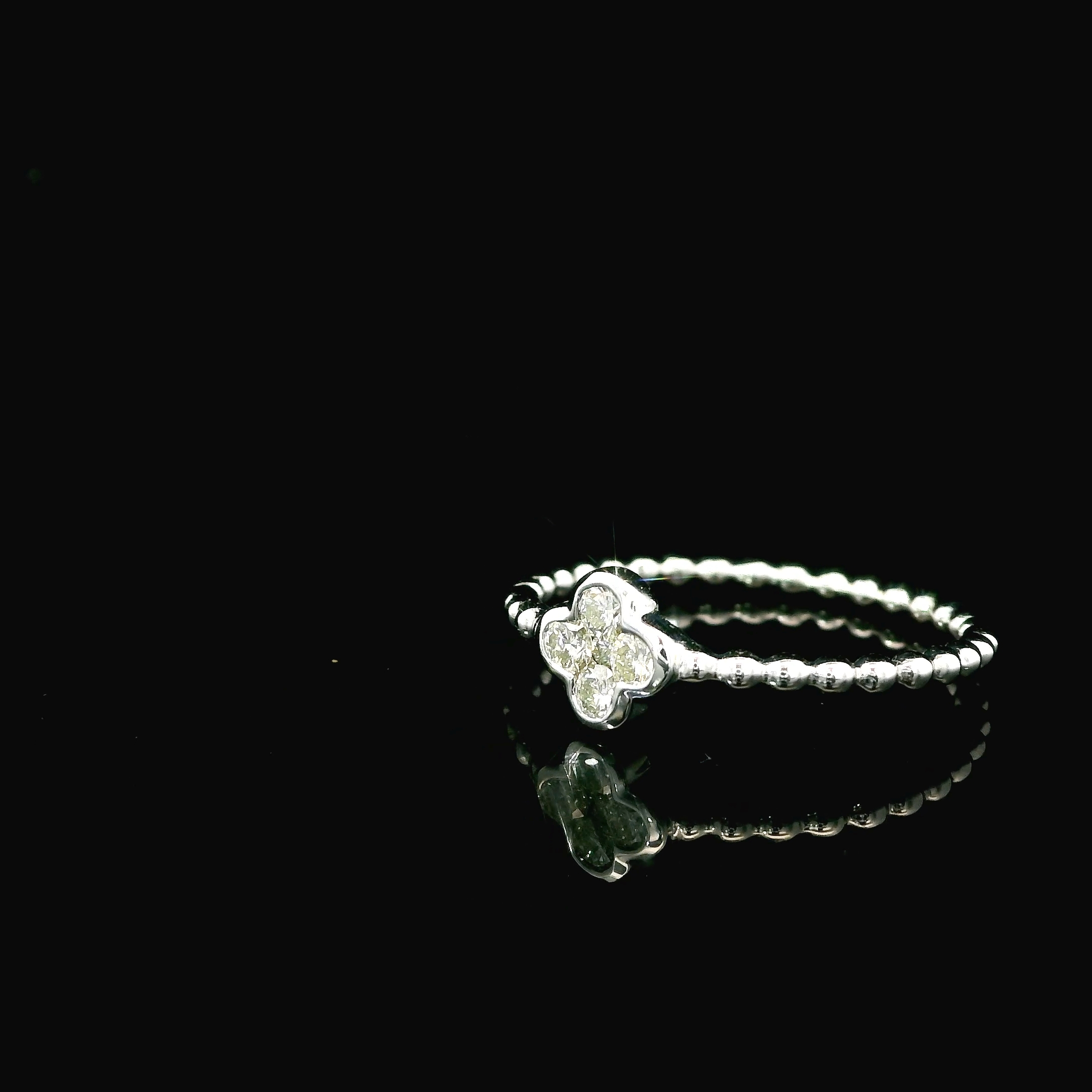 14K White Gold Diamond Clover Multistone Ring 0.19tcw - Image 3