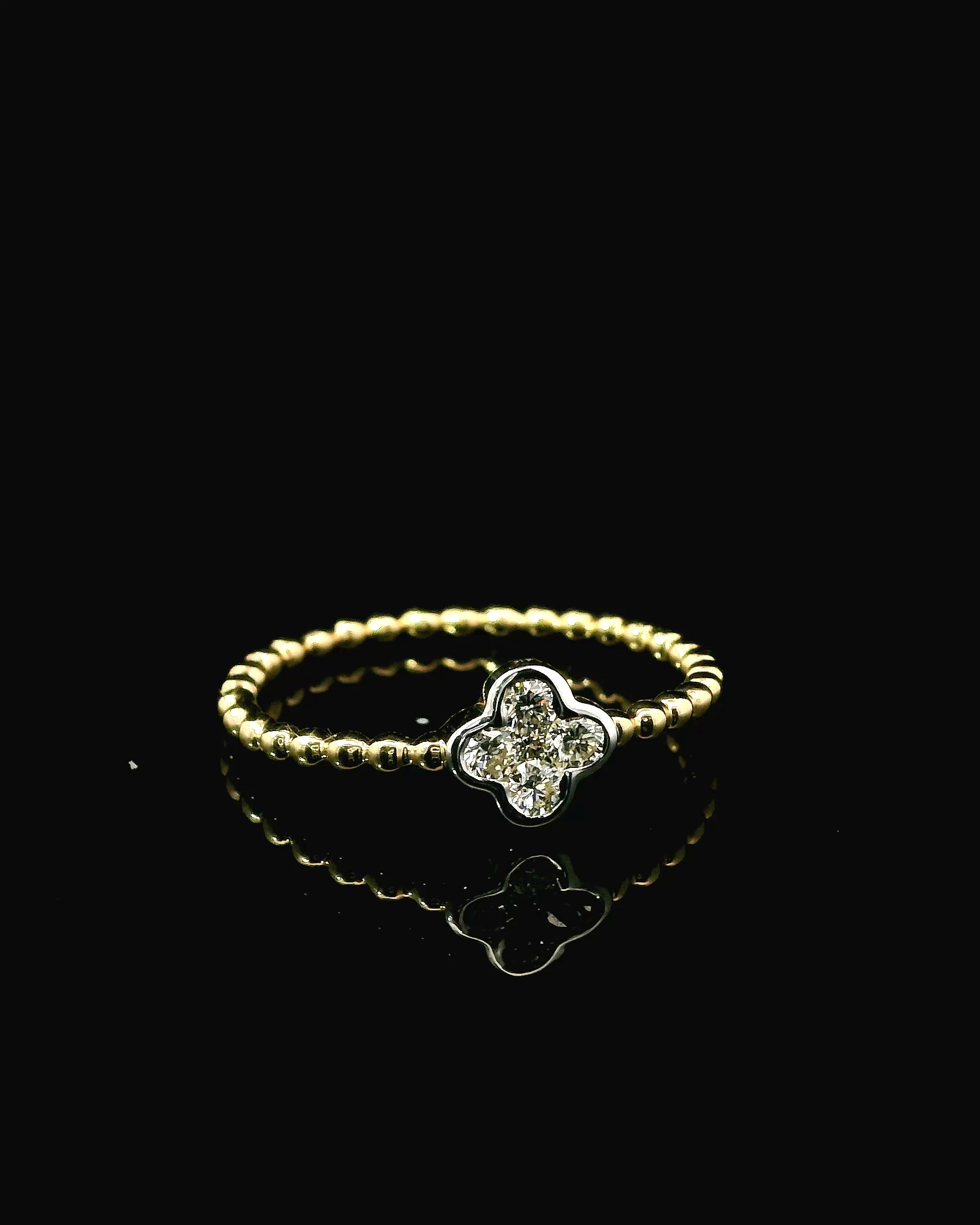 14K YELLOW GOLD DIAMOND CLOVER RING 0.18 TCW - Image 5
