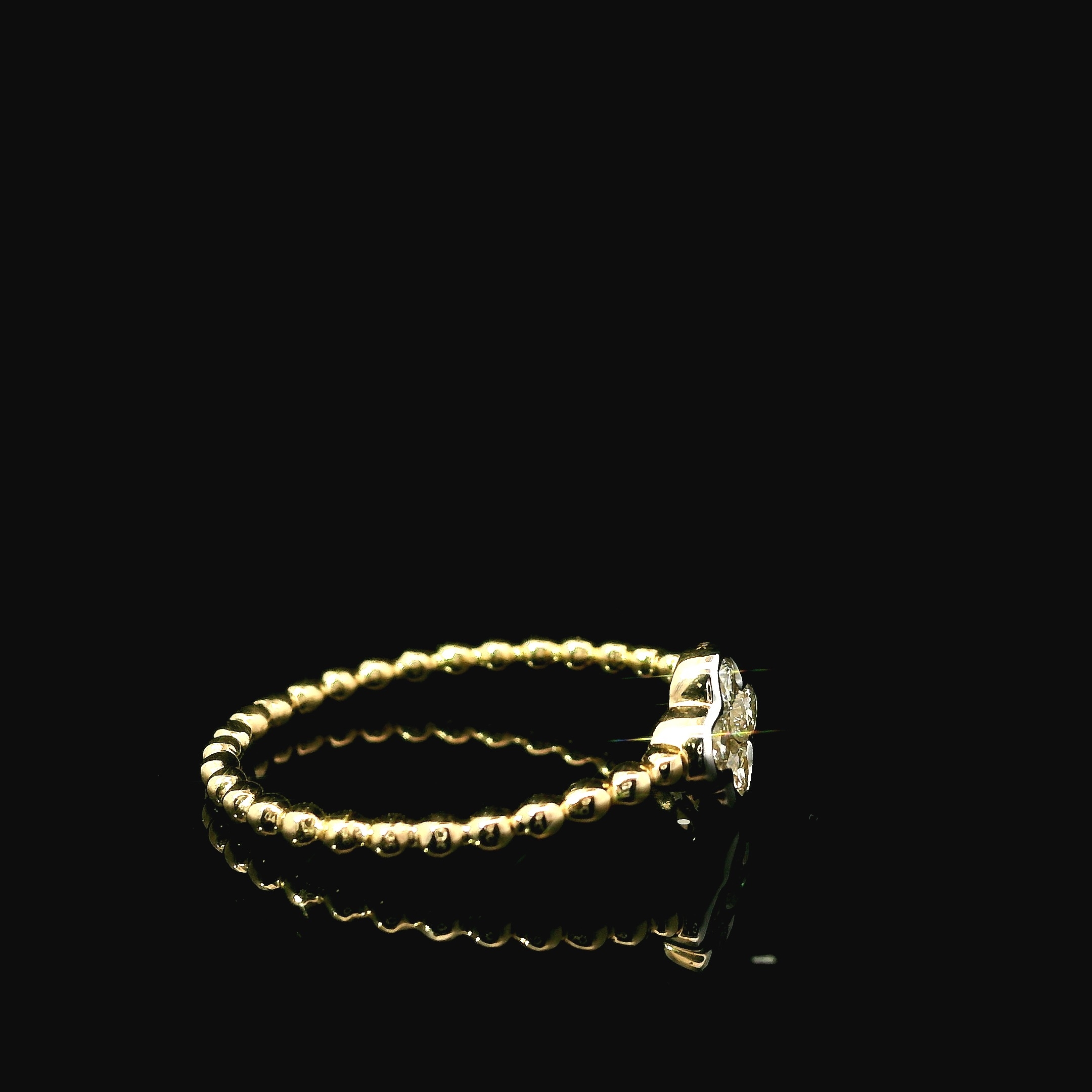 14K YELLOW GOLD DIAMOND CLOVER RING 0.18 TCW - Image 4